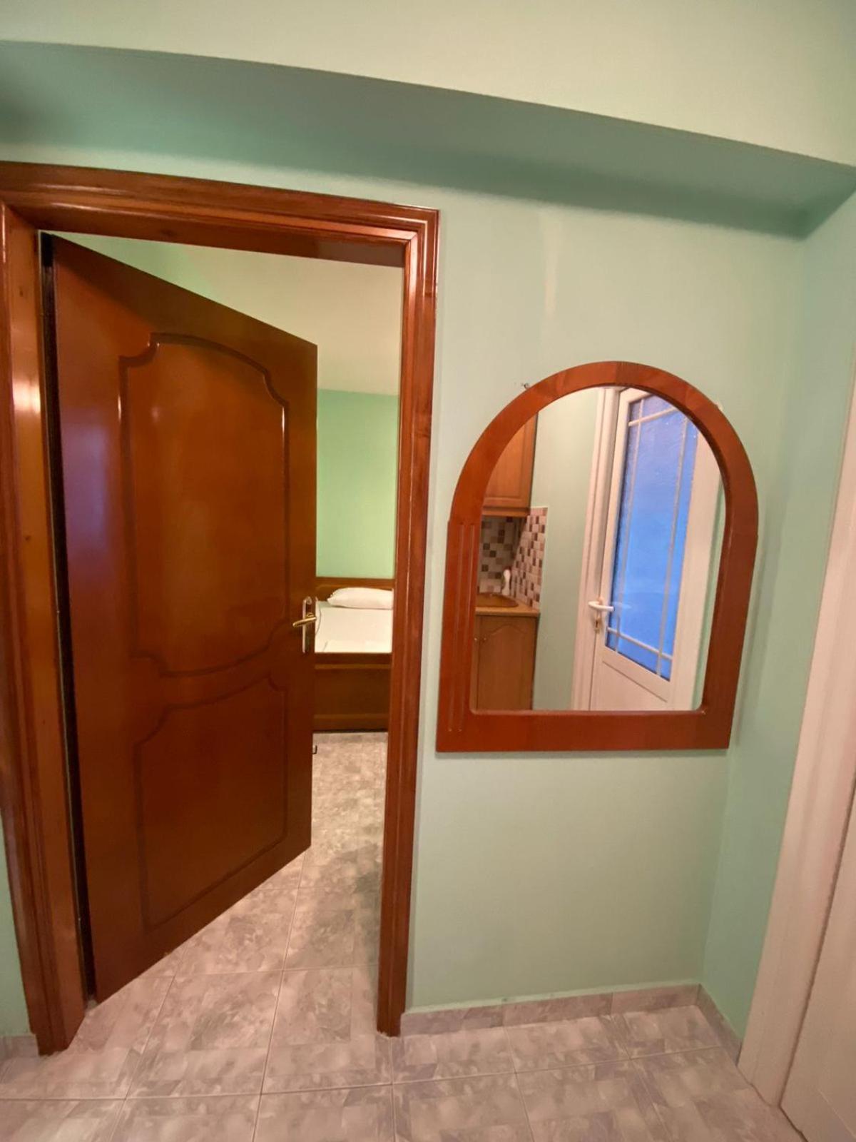 Lovely 2 Bedroom Unit With Garden View Center Apartamento *