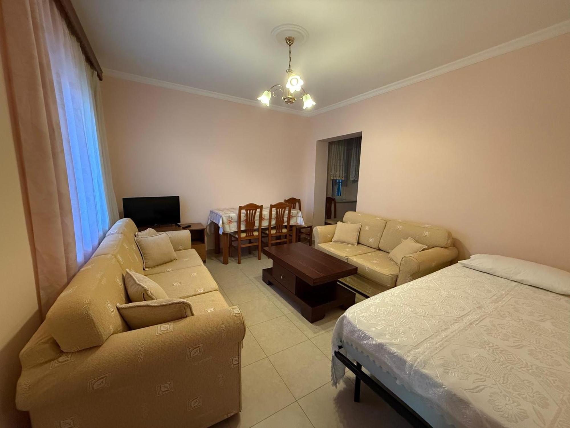 Lovely 2 Bedroom Unit With Garden View Center Apartamento